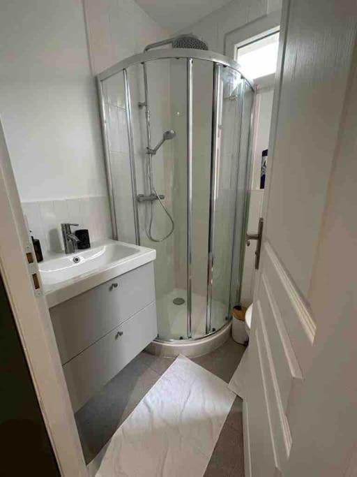 Апартаменты Le Saint-Mande Elegant Et Pratique, Metro 1 A Deux Pas Экстерьер фото